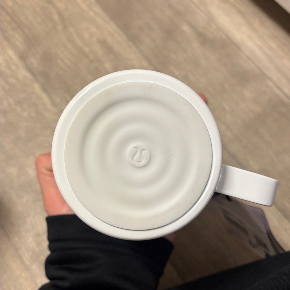 NWT Lululemon Insulated White Travel Mug 12oz - Picture 5 of 14